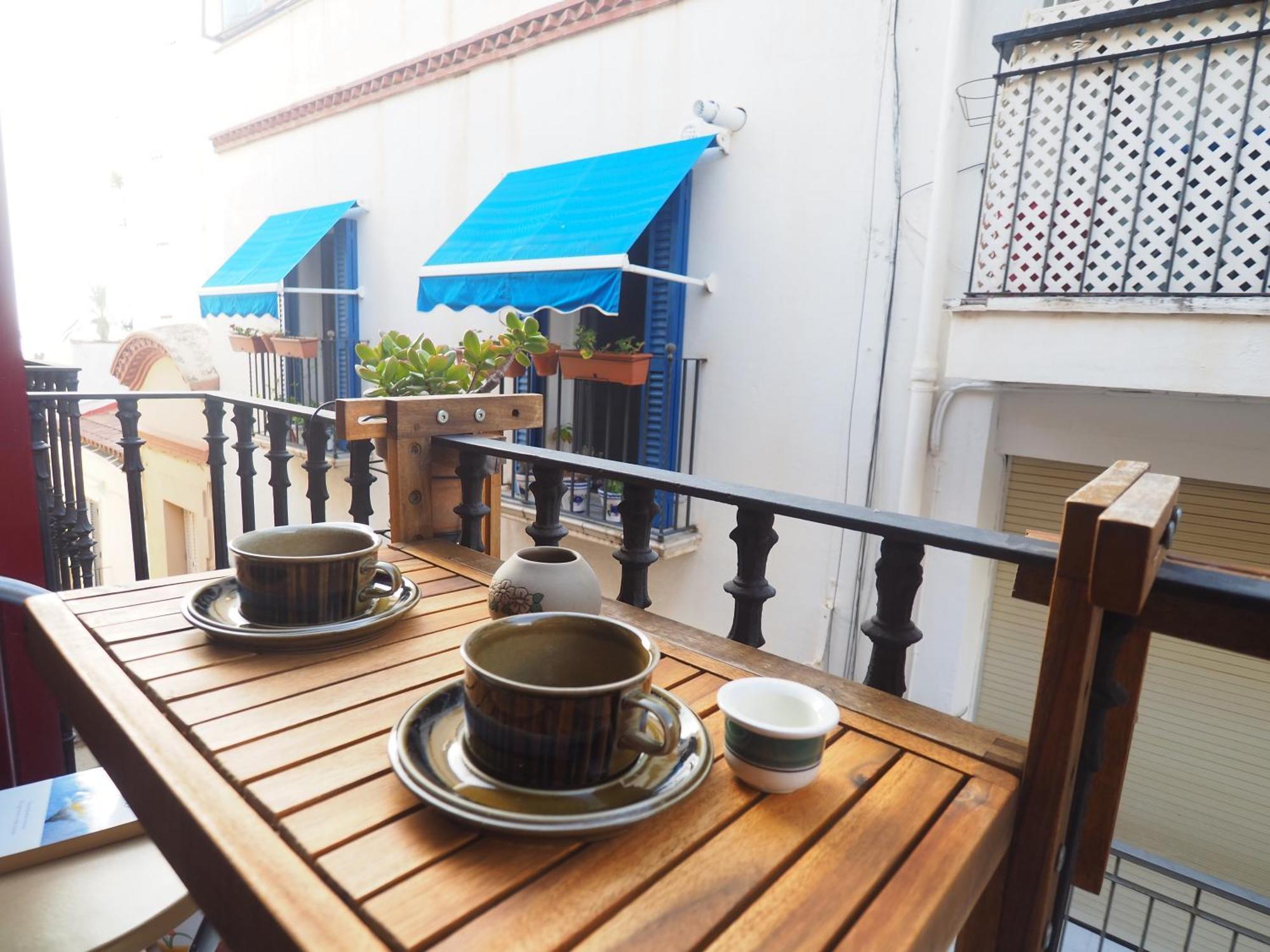 Balcony View Apartment By Hello Homes Sitges Exteriör bild